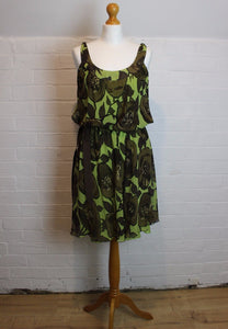 MOSCHINO Ladies Green 100% Silk Floral Pattern Dress - Size IT 42 - UK 10