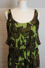 Load image into Gallery viewer, MOSCHINO Ladies Green 100% Silk Floral Pattern Dress - Size IT 42 - UK 10
