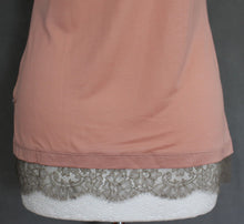 Load image into Gallery viewer, SPORTMAX CODE Ladies Dusty Pink LACE DETAIL TOP - Size UK S - Small
