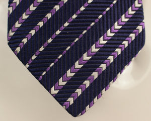 DUNHILL Mens 100% SILK Purple Chevron Pattern TIE - Made in England