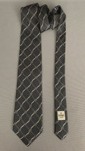 Load and play video in Gallery viewer, FENDI CRAVATTE TIE - Black 100% Silk - Made in Italy - FR20537
