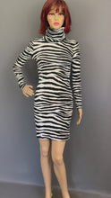 Load and play video in Gallery viewer, ROBERTO CAVALLI DRESS - ZEBRA PRINT - Size IT 38 - UK 6 - Made in Italy
