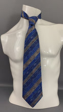 Load and play video in Gallery viewer, MISSONI CRAVATTE 100% Silk TIE - Made in Italy - Luxurious Quality
