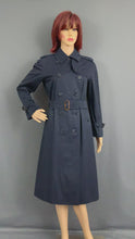 Load and play video in Gallery viewer, BURBERRY TRENCH COAT / MAC JACKET - Women&#39;s Size UK 8 - BURBERRYS&#39; PRORSUM
