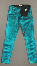 Load and play video in Gallery viewer, PAIGE EDGEMONT JEANS - TURQUOISE CRACKLE - Women&#39;s Size Waist 29&quot;
