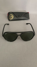 Load and play video in Gallery viewer, RAY-BAN CATS 5000 601/58 3P SUNGLASSES &amp; Case - Black Shades RAYBANS
