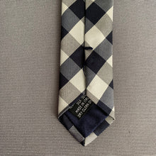 Load image into Gallery viewer, AQUASCUTUM CHECK PATTERN TIE - 100% SILK - Made in Italy
