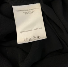 Load image into Gallery viewer, GUCCI Black 100% Silk DRESS - Size UK 6 - IT 38
