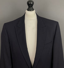 Load image into Gallery viewer, AQUASCUTUM SUIT - 100% Wool - Size 40L - 40&quot; Chest W34 L32
