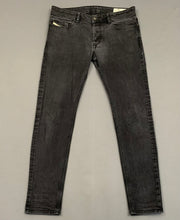 Load image into Gallery viewer, DIESEL SLEENKER SLIM SKINNY JEANS - Grey Denim - Mens Size Waist 32&quot; - Leg 32&quot;
