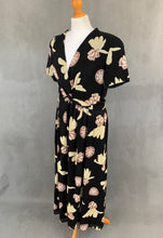 Load image into Gallery viewer, Vintage MANI Black Floral Pattern DRESS Size IT 46 - US 12 - UK 14

