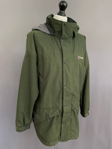 BERGHAUS GORE-TEX COAT - GREEN JACKET - Size M Medium