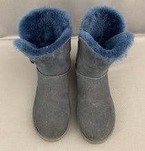 Load image into Gallery viewer, UGG AUSTRALIA BAILEY BUTTON II BOOTS - Blue UGGS - Women&#39;s Size UK 4.5 - EU 37 - US 6
