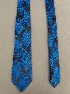 DUCHAMP London TIE - 100% Silk - Blue Floral Pattern - Made in England