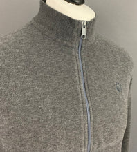 Load image into Gallery viewer, JACK WOLFSKIN GREY FLEECE TOP - Zip Neck - Size XL - Extra Large
