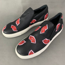 Load image into Gallery viewer, MARKUS LUPFER Black LIPS GRAPHIC TRAINERS / SHOES Size EU 40 - UK 7
