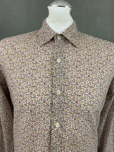 Load image into Gallery viewer, HOLLAND ESQUIRE Mens Fabulous Floral Pattern SHIRT - Size Medium - M
