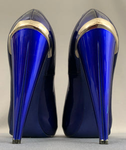 ALEXANDER McQUEEN COURT SHOES - ELECTRIC BLUE PATENT LEATHER - Size 40.5 - UK 7.5