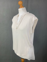 Load image into Gallery viewer, CLU Ladies Silk Contrast TOP Size XS - Extra Small
