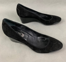 Load image into Gallery viewer, TOD&#39;S Ladies Black Suede Mid Wedge Heeled Court Shoes Size 40.5 - UK 7.5 TODS
