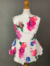 Load image into Gallery viewer, KATE SPADE New York Ladies Floral TOP - Size US 2 - UK 6
