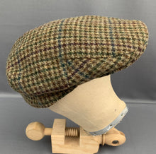 Load image into Gallery viewer, BARBOUR TWEED FLAT CAP - Houndstooth Pattern - Hat Size 7 1/2 - Peaky Blinders!
