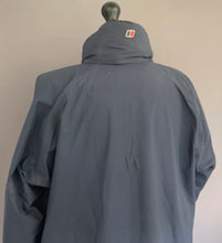 Load image into Gallery viewer, BERGHAUS GORE-TEX COAT / JACKET - Mens Size Large - L
