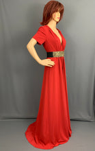 Load image into Gallery viewer, VERA WANG Red GOWN / EVENING DRESS - Size UK 8 - US 6
