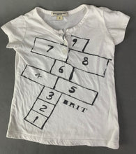 Load image into Gallery viewer, BURBERRY BRIT Hopscotch Graphic T-SHIRT - Size Age 2 Yrs - TEE TSHIRT
