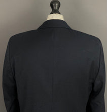 Load image into Gallery viewer, HUGO BOSS SUIT - THE KEYS / SHAFT - 100% Virgin Wool - Size IT 52 - 42&quot; Chest W36 L30
