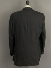 Load image into Gallery viewer, HUGO BOSS SUIT - HUGE / GENIUS - Cashmere Blend - Size IT 52 - 42&quot; Chest W36 L32
