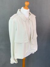 Load image into Gallery viewer, VINCE CAMUTO Ladies JACKET - Size Large - L
