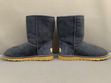 Load image into Gallery viewer, UGG AUSTRALIA CLASSIC SHORT II BOOTS - Blue UGGS - Women&#39;s Size UK 4.5 - EU 37 - US 6
