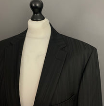Load image into Gallery viewer, HUGO BOSS SUIT - SILK BLEND - BERTOLUCCI MOVIE - Size IT 52 - 42&quot; Chest W34 L31
