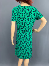 Load image into Gallery viewer, DIANE von FURSTENBERG Green ZOE DRESS Size US 6 - UK 8 DVF
