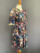 Load image into Gallery viewer, PAUL SMITH FLORAL DRESS - Women&#39;s Size M Medium IT 44 - UK 12
