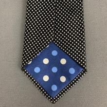Load image into Gallery viewer, PAUL SMITH TIE - 100% SILK - Star Pattern - Made in Italy - FR20625
