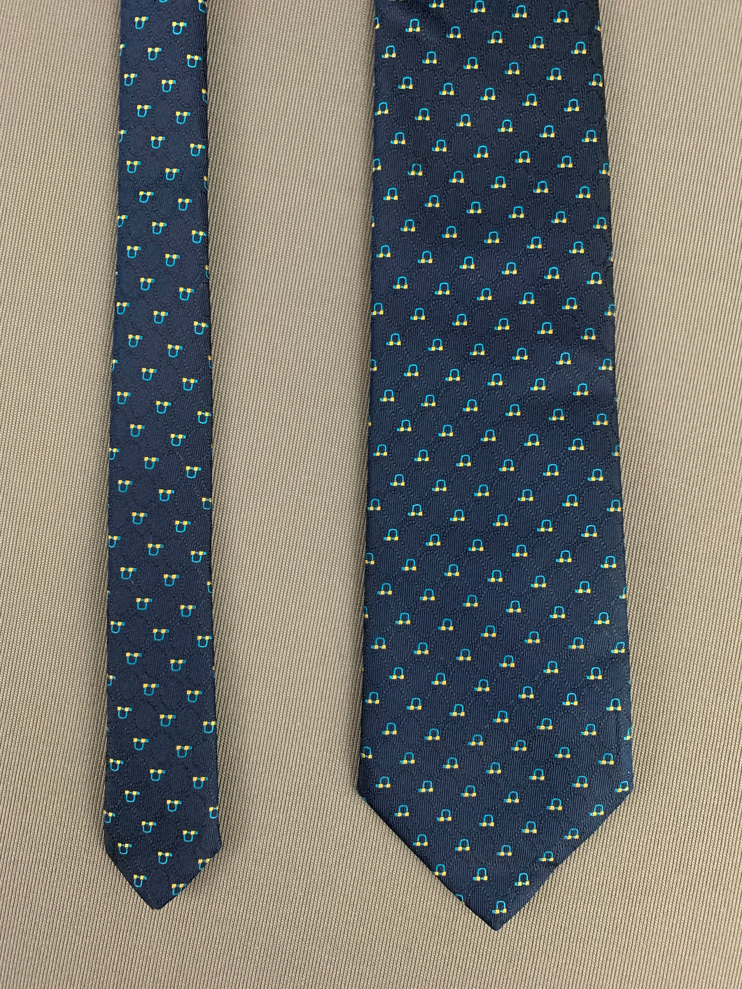 LANVIN Paris Mens 100% Silk TIE - Made in Italy - FR19709