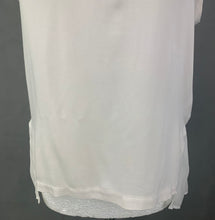 Load image into Gallery viewer, CLU Ladies Silk Contrast TOP Size XS - Extra Small
