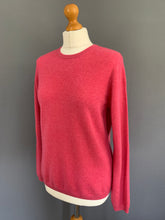 Load image into Gallery viewer, LOCHMERE 100% CASHMERE JUMPER by EWM - Women&#39;s Size M Medium
