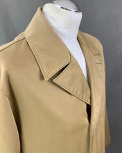 Load image into Gallery viewer, HUGO BOSS Mens COAT / JACKET Size L LARGE - 40&quot; Chest - IT 50
