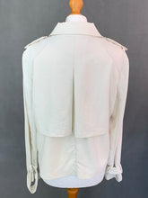Load image into Gallery viewer, VINCE CAMUTO Ladies JACKET - Size Large - L

