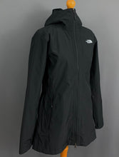 Load image into Gallery viewer, THE NORTH FACE DRYVENT COAT / BLACK JACKET - Women&#39;s Size Large - L
