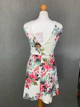 Load image into Gallery viewer, PEPONE France Ladies Floral Pattern DRESS - Size UK 10
