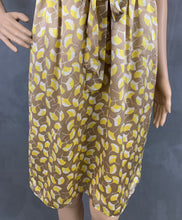 Load image into Gallery viewer, DIANE von FURSTENBERG 100% Silk DRESS Size US 6 - UK 10 DVF
