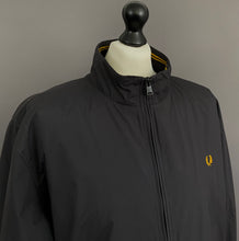 Load image into Gallery viewer, FRED PERRY COAT / Black Jacket - Mens Size Extra Large / XL
