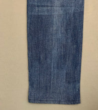 Load image into Gallery viewer, HUGO BOSS DELAWARE JEANS - Slim Fit - Mens Size Waist 38&quot; - Leg 32&quot;
