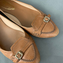 Load image into Gallery viewer, TOD&#39;S Ladies Brown Leather Flat Pointed Shoes - Size 38.5 - UK 5.5 - TODS
