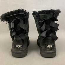 Load image into Gallery viewer, UGG AUSTRALIA BAILEY BOW BOOTS Size EU 31 - UK 1 - US 2 UGGS
