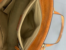 Load image into Gallery viewer, COACH Leatherwear 100% Tanned Cowhide Leather Handbag / Bag
